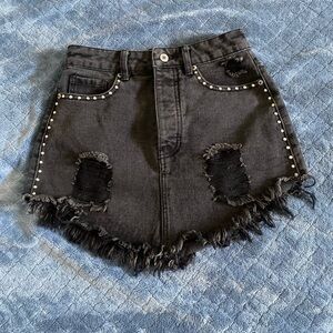 Black skirt w S